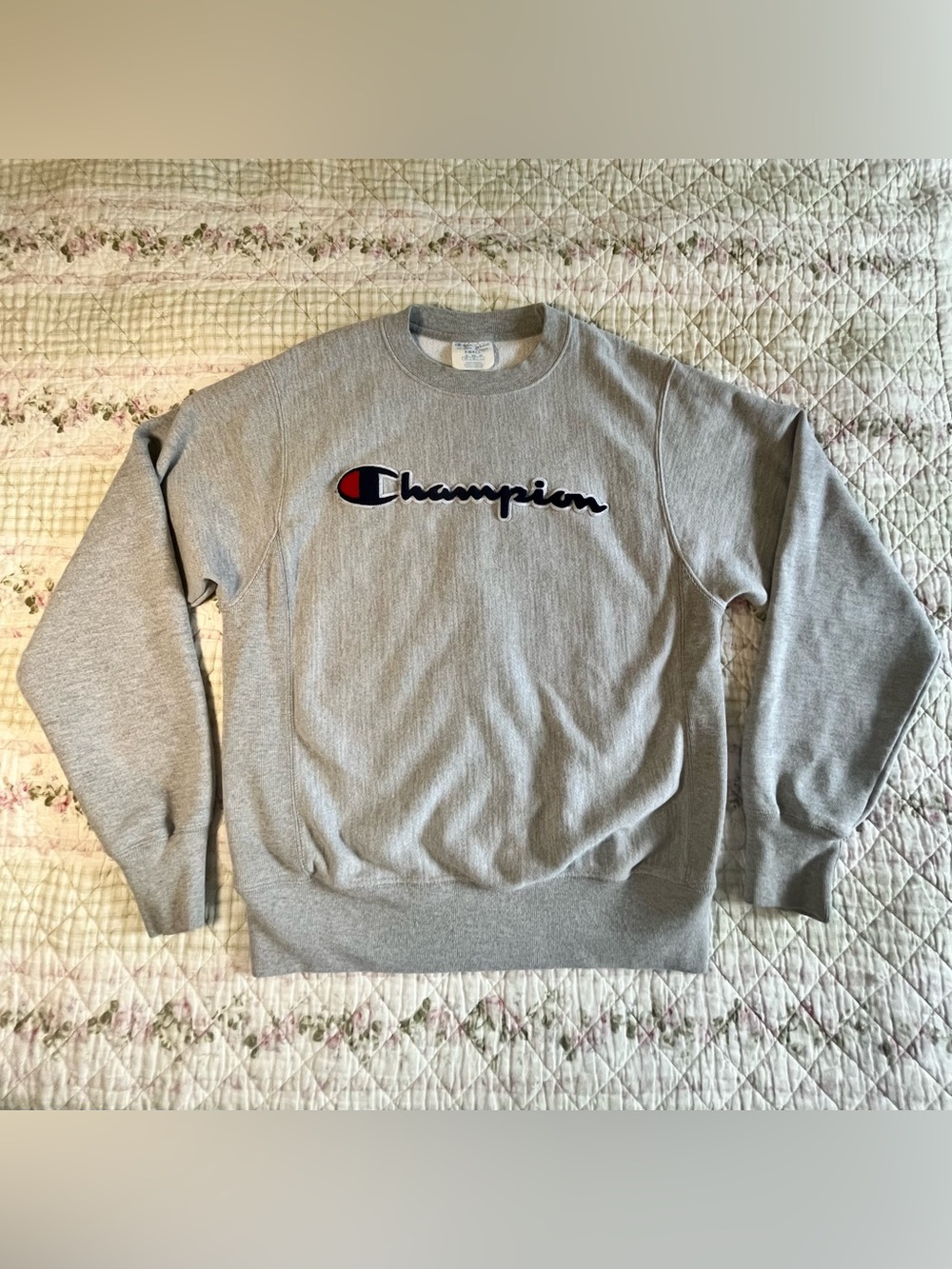Champion Reverse Weave Big Script Logo Crewneck Sweatshirt - S
